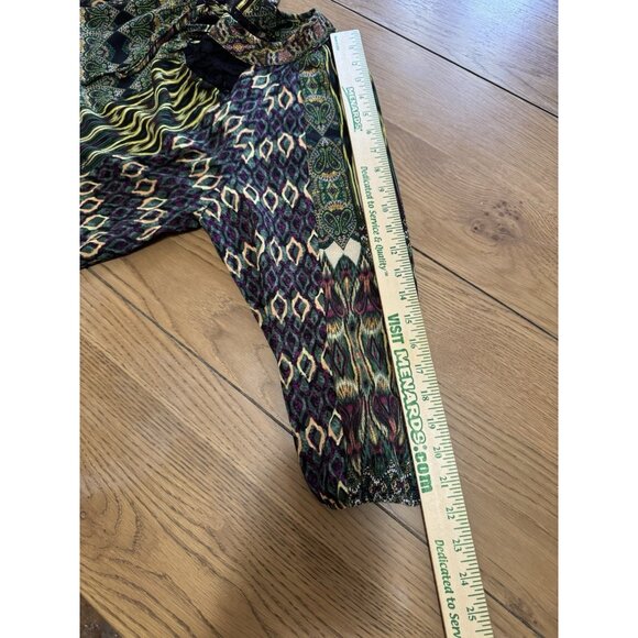 Figueroa & Flower Geometric Button Size Large Boho Hippie Artsy Lightweight City - Picture 7 of 11